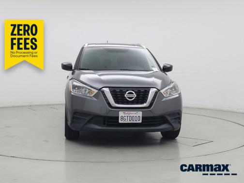 Gray 2018 Nissan Kicks S