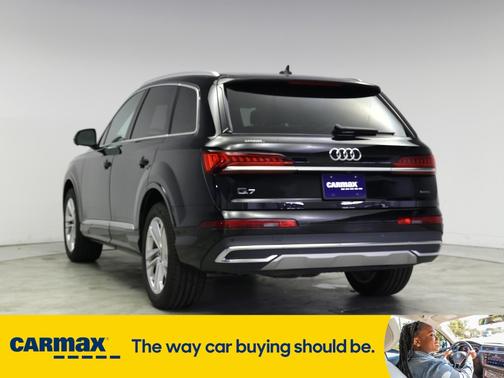 2023 Audi Q7 Premium Plus