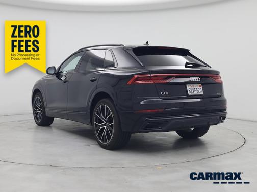 Black 2019 Audi Q8 Prestige