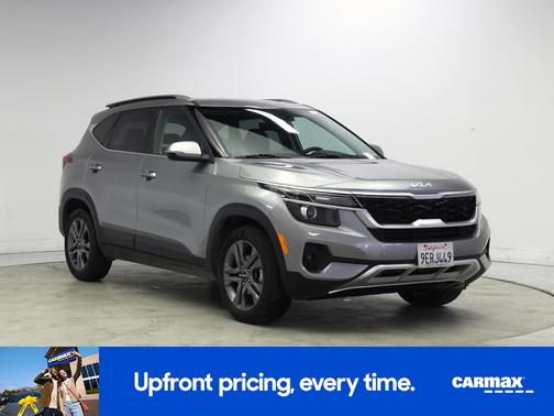 Silver 2023 Kia Seltos S