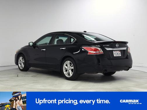 Black 2015 Nissan Altima SL