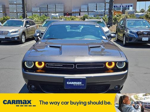 2016 Dodge Challenger SXT Plus
