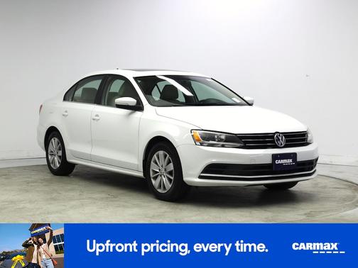White 2015 Volkswagen Jetta SE