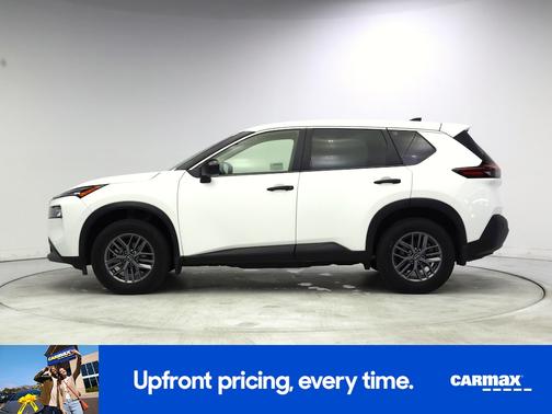 White 2023 Nissan Rogue S