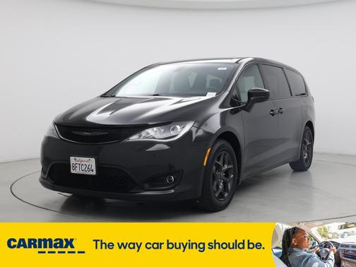 2018 Chrysler Pacifica Touring Plus