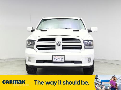 2016 RAM 1500 Sport