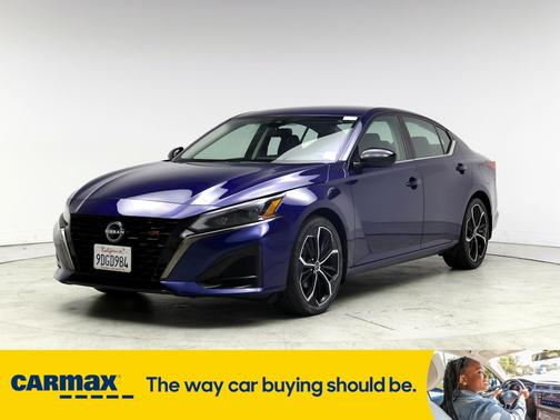 2023 Nissan Altima SR