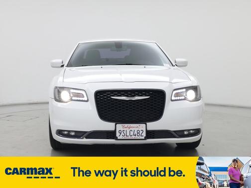 2018 Chrysler 300 S
