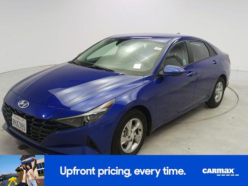 2023 Hyundai ELANTRA SE