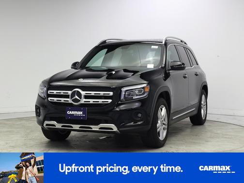 Black 2022 Mercedes-Benz GLB 250