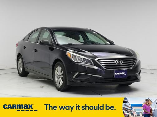 2017 Hyundai SONATA SE