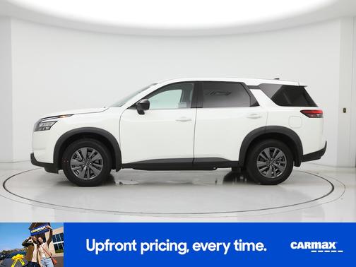 2024 Nissan Pathfinder S