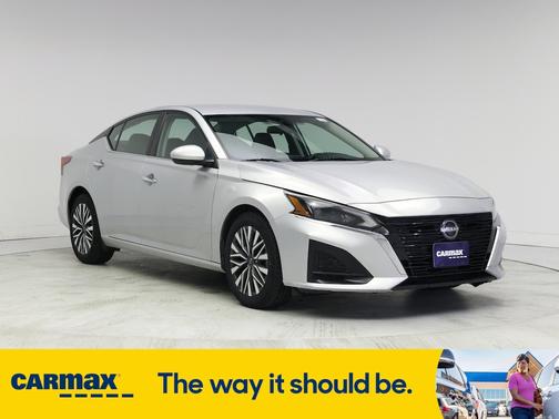 2023 Nissan Altima SV