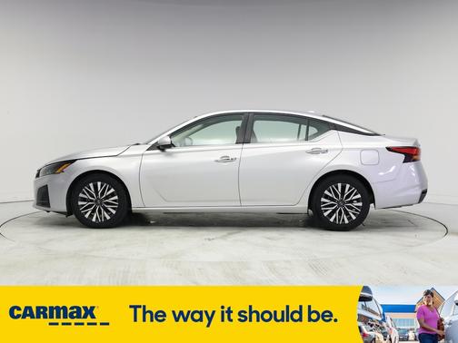 2023 Nissan Altima SV