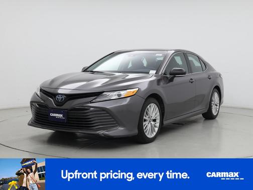 2019 Toyota Camry Hybrid XLE