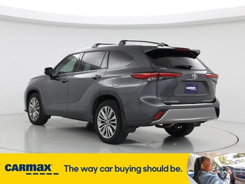2022 Toyota Highlander Platinum