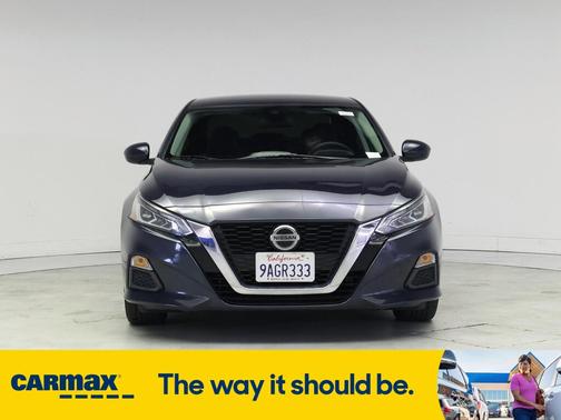 2022 Nissan Altima SV