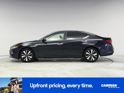2022 Nissan Altima SV