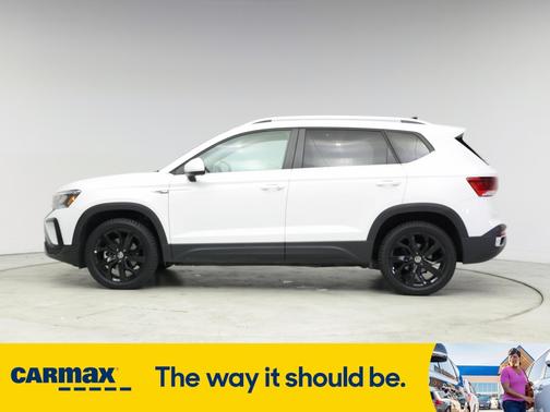 2022 Volkswagen Taos SE