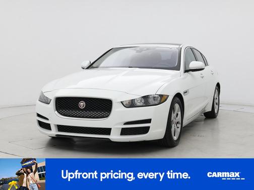 2018 Jaguar XE 