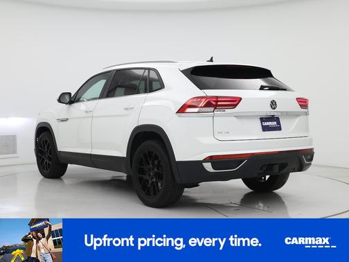 2022 Volkswagen Atlas Cross Sport SE w/Tech