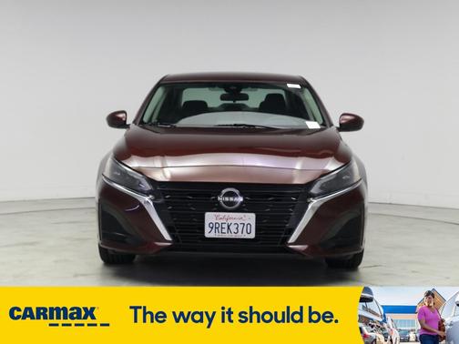 2023 Nissan Altima SV