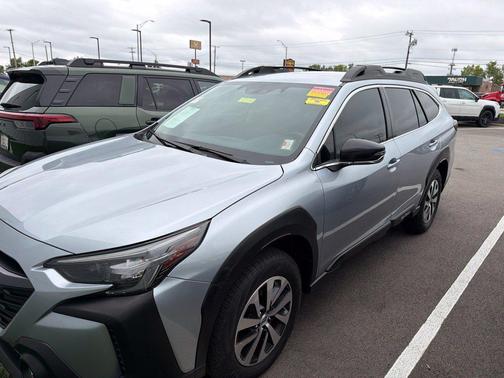 Ice Silver Metallic 2024 Subaru Outback Premium