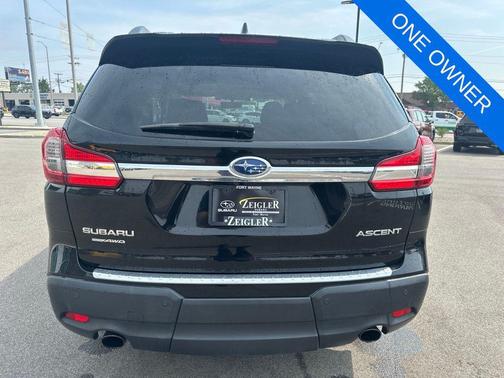 Crystal Black Silica 2020 Subaru Ascent Premium 8-Passenger