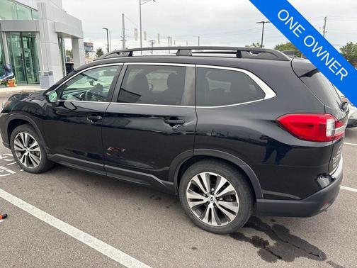 Crystal Black Silica 2020 Subaru Ascent Premium 8-Passenger