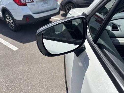 Crystal White Pearl 2025 Subaru Forester Premium