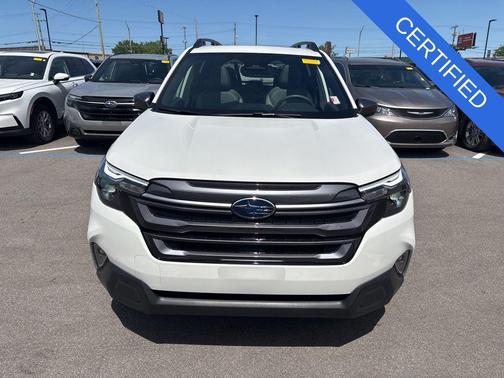 Crystal White Pearl 2025 Subaru Forester Premium