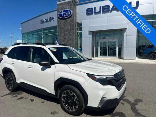 Crystal White Pearl 2025 Subaru Forester Premium