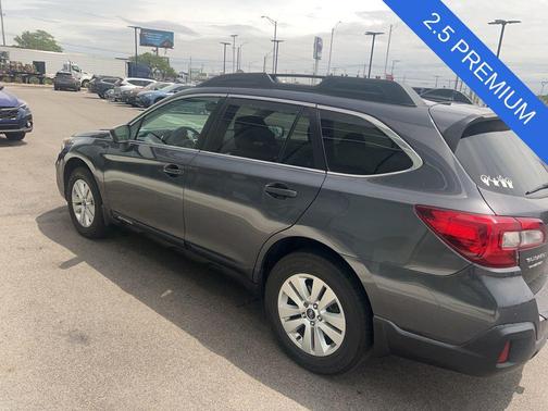 Gray 2018 Subaru Outback 2.5i Premium