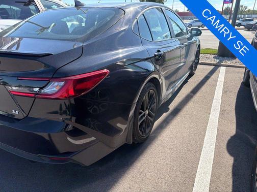 Midnight Black Metallic 2025 Toyota Camry SE