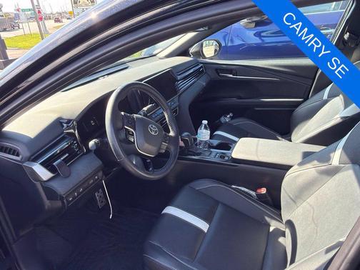 Midnight Black Metallic 2025 Toyota Camry SE