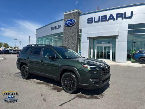 Deep Emerald Green Pearl 2026 Subaru Outback Limited XT