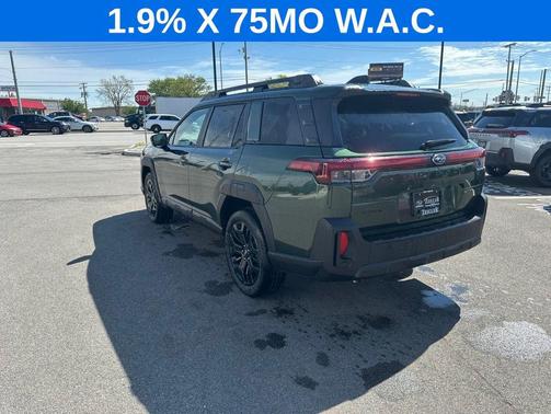 Deep Emerald Green Pearl 2026 Subaru Outback Limited XT