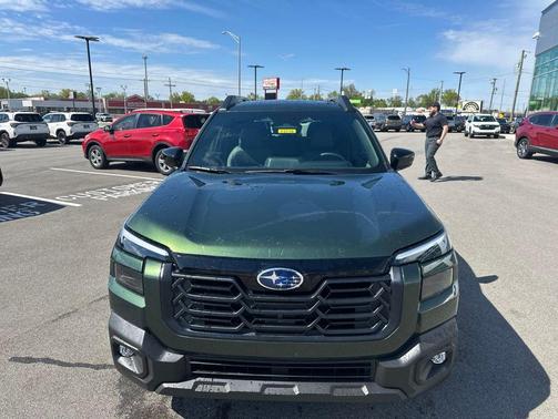 Deep Emerald Green Pearl 2026 Subaru Outback Limited XT