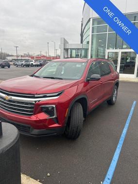 2024 Chevrolet Traverse LT