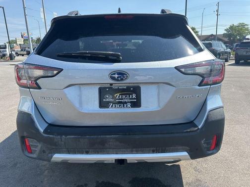 Ice Silver Metallic 2020 Subaru Outback Limited