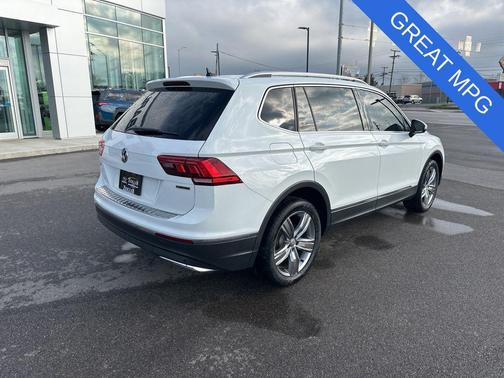 Pure White 2021 Volkswagen Tiguan 2.0T SEL