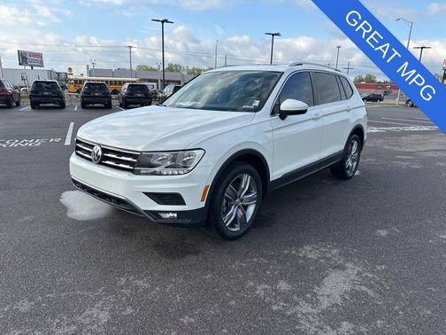 Pure White 2021 Volkswagen Tiguan 2.0T SEL