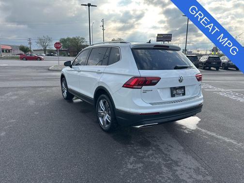 Pure White 2021 Volkswagen Tiguan 2.0T SEL