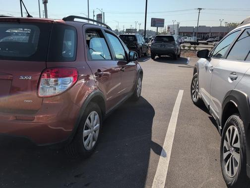 2011 Suzuki SX4 Premium