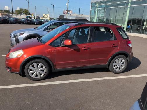 2011 Suzuki SX4 Premium