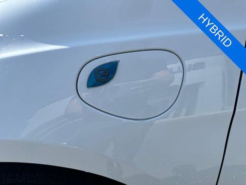 Bright White Clearcoat 2024 Chrysler Pacifica Hybrid Premium S Appearance Pkg