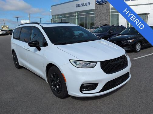 Bright White Clearcoat 2024 Chrysler Pacifica Hybrid Premium S Appearance Pkg