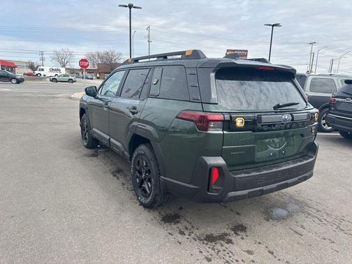 Deep Emerald Green Pearl 2026 Subaru Outback Wilderness