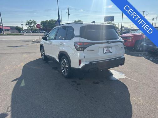 Crystal White Pearl 2026 Subaru Forester Touring