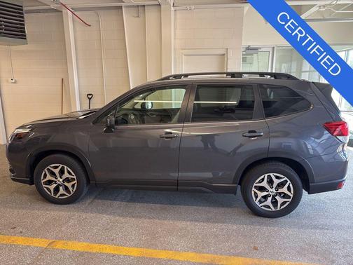 2024 Subaru Forester Premium